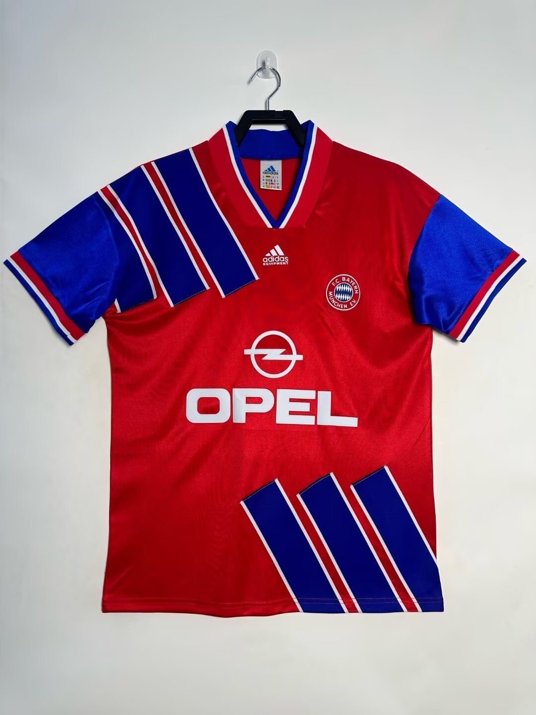 0fd3716b-6c8e-47dd-ade6-aa3b6f9a46b2.jpeg Bayern - Image 1