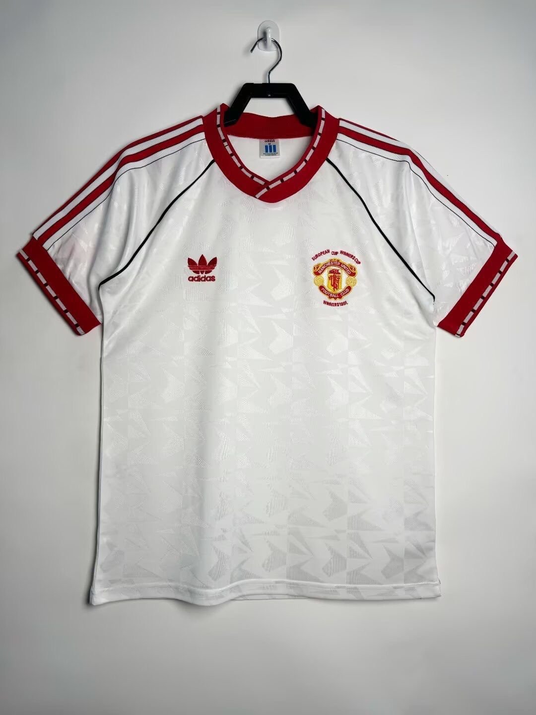 1336985c-d1ae-48ab-b4b1-7291045631ac.jpeg Man United - Image 1